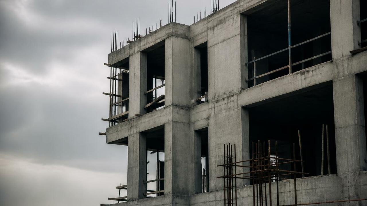 Долгострой «Новая Заря» в Самаре выставят на то...